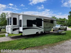 Used 2014 Excel Limited 34IKE available in Auburn, Kansas