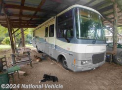 Used 1997 Fleetwood Southwind 32V available in Coalmont, Tennessee