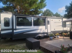 Used 2022 Keystone Arcadia 377RL available in Topping, Virginia