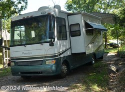 Used 2006 Monaco RV Monarch SE 30PDD available in Bull Shoals, Arkansas