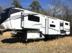 Used 2022 Jayco North Point 382FLRB available in Paron, Arkansas