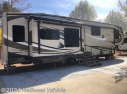 Used 2017 Jayco Pinnacle 37MDQS available in Valdesee, North Carolina