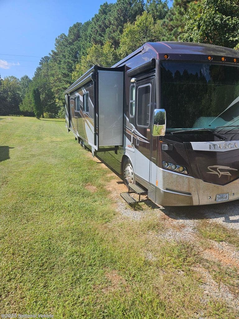Used 2013 Itasca Meridian 42E available in Littleton, North Carolina