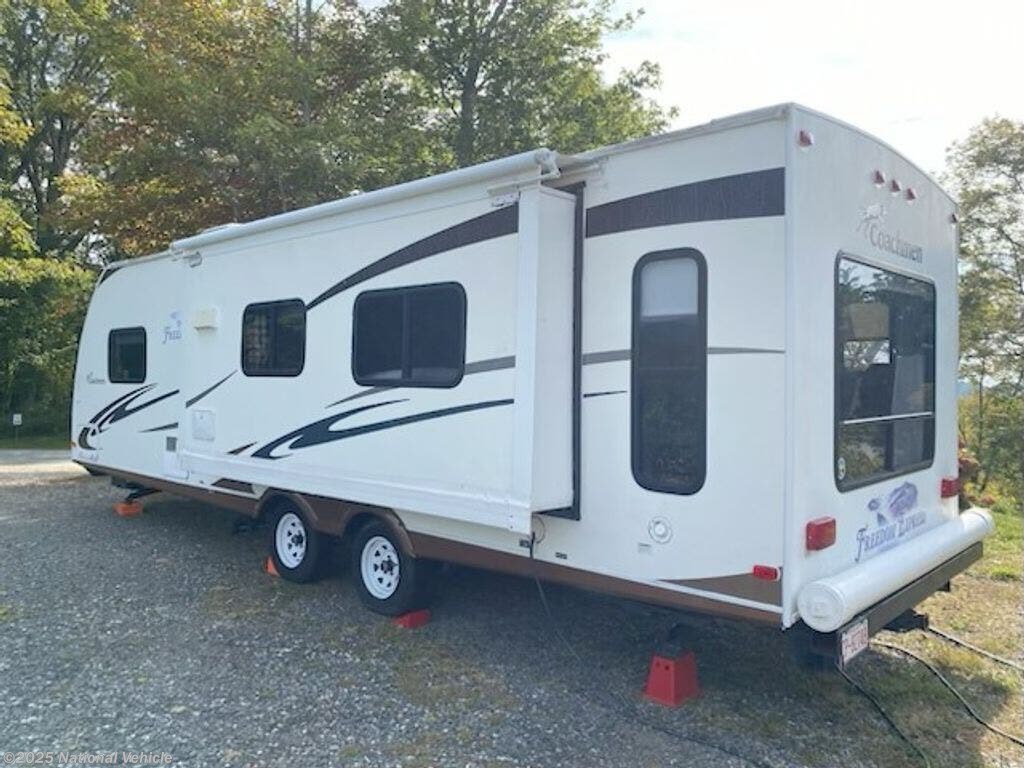 Used 2010 Coachmen Freedom Express 280RLS available in Boone, North Carolina