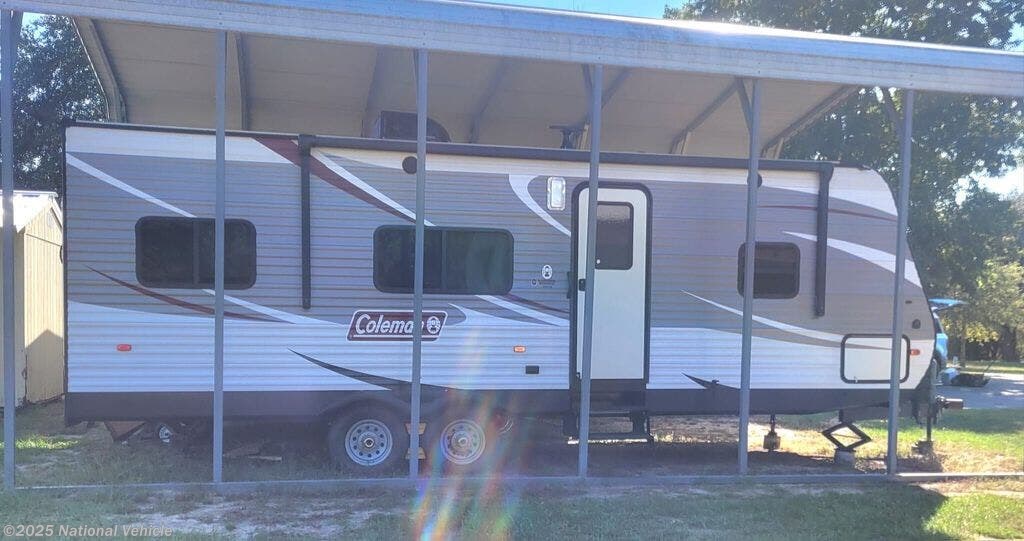 Used 2018 Dutchmen Coleman Lantern 250TQ available in Overton, Texas