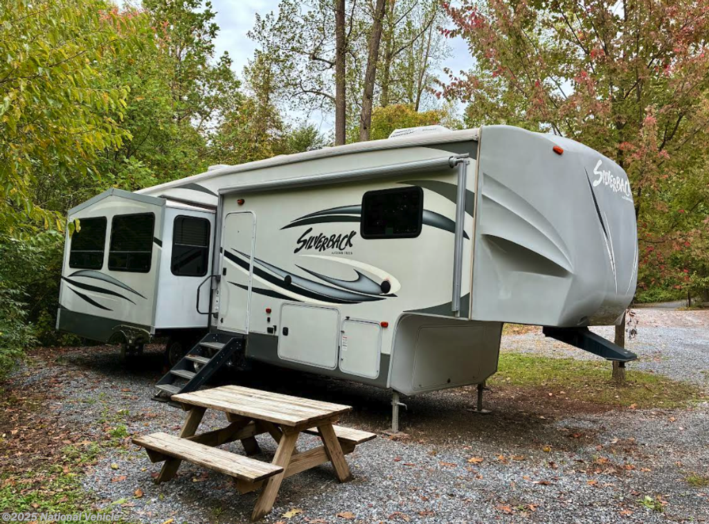 Used 2014 Forest River Cedar Creek Silverback 29RE available in Akron, Pennsylvania
