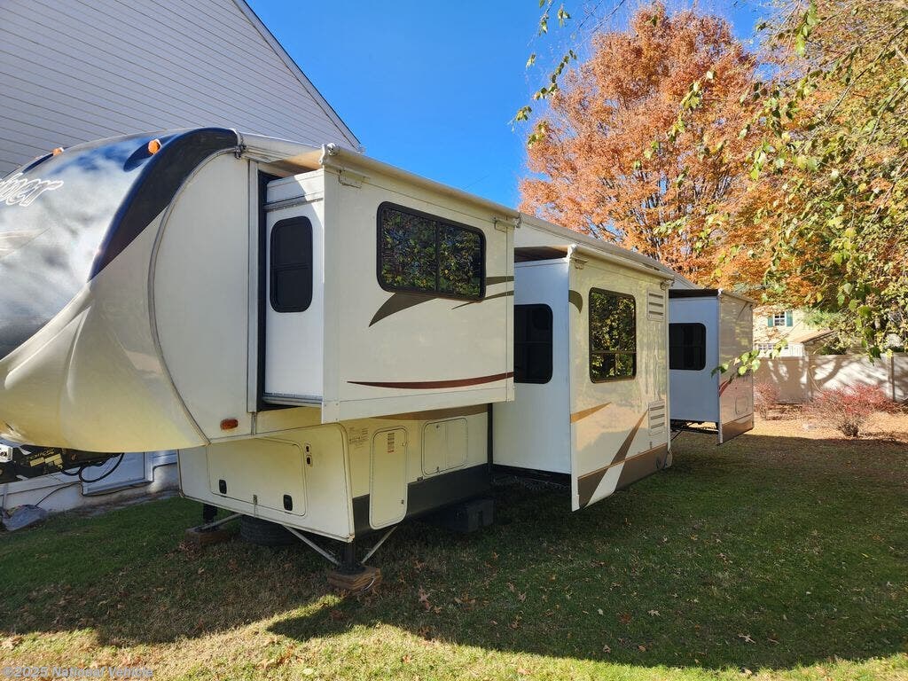 Used 2014 Forest River Sandpiper 366FL available in Middle River, Maryland