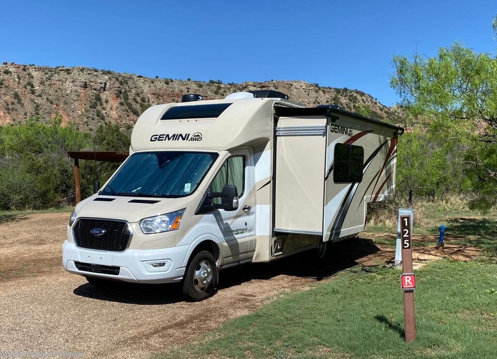 Used 2021 Thor Motor Coach Gemini 23TW available in Maple City, Michigan