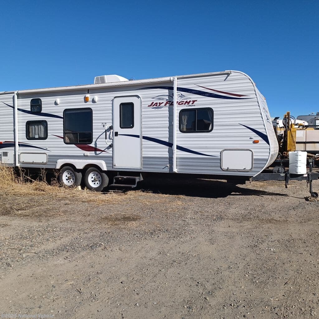 Used 2011 Jayco Jay Flight 26BH available in Loveland, Colorado