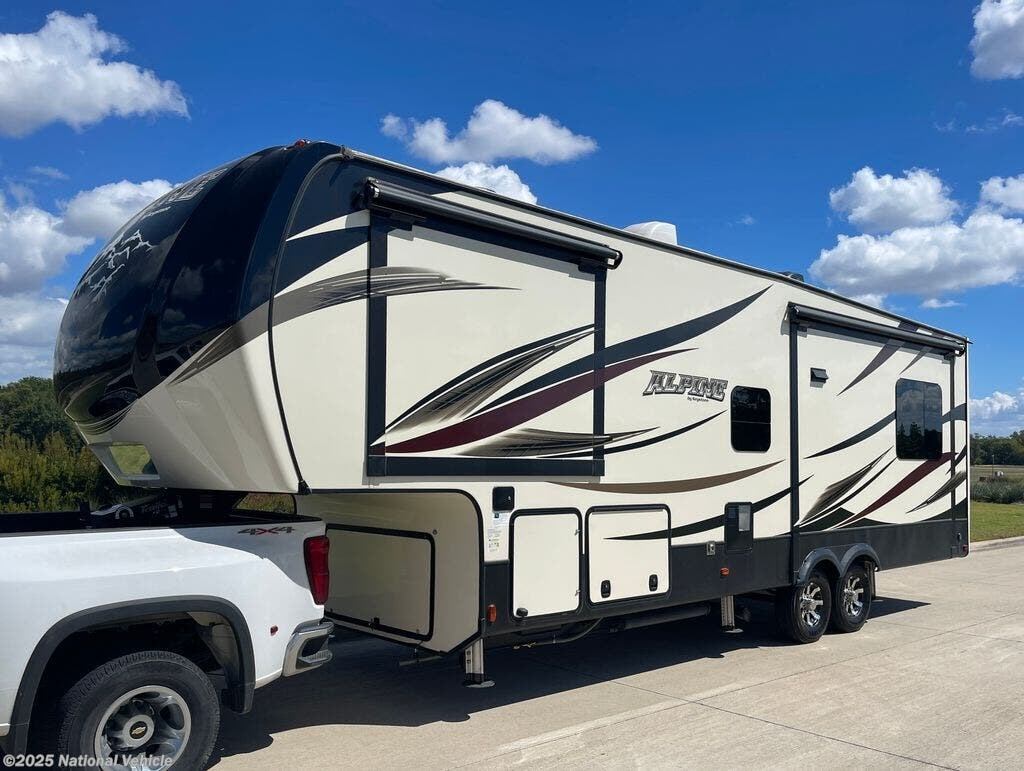 Used 2017 Keystone Alpine 3011RE available in Mckinney, Texas