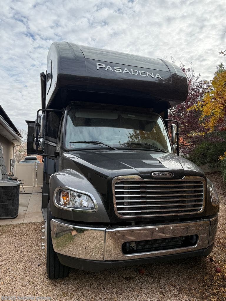 Used 2023 Thor Motor Coach Pasadena 38BX available in St. George, Utah