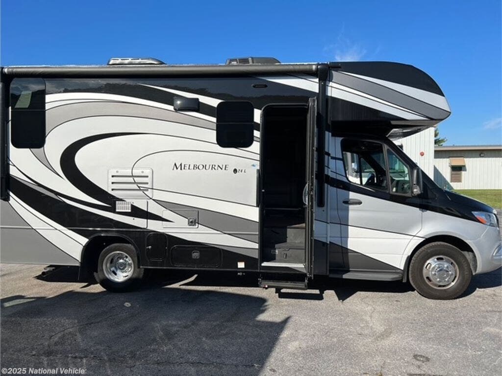 Used 2021 Jayco Melbourne 24L available in Perryville, Missouri