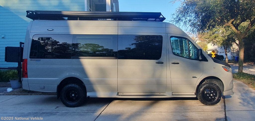 Used 2023 Midwest  Weekender available in Charleston, South Carolina
