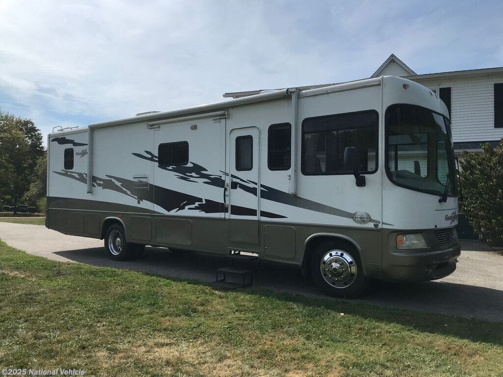 Used 2006 Forest River Georgetown 340TS available in Chagrin Falls, Ohio