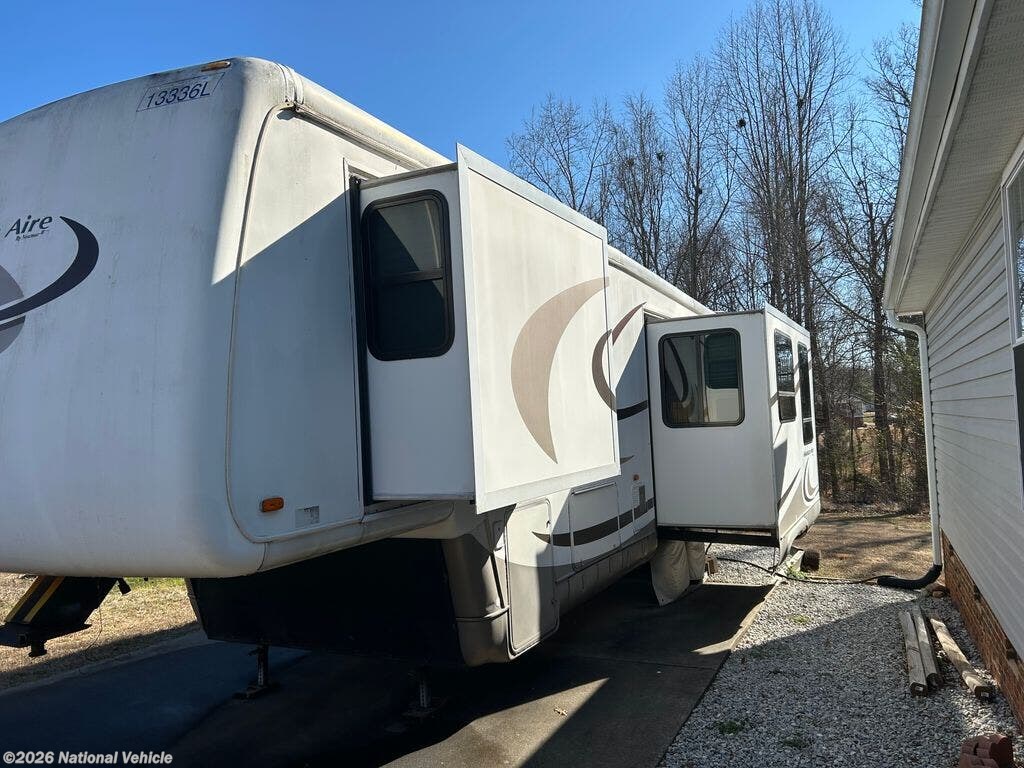 Used 2004 Newmar Mountain Aire 34RDCK available in Taylors, South Carolina