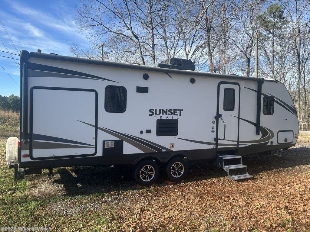 Used 2018 CrossRoads Sunset Trail Super Lite 253RB available in Cohutta, Georgia