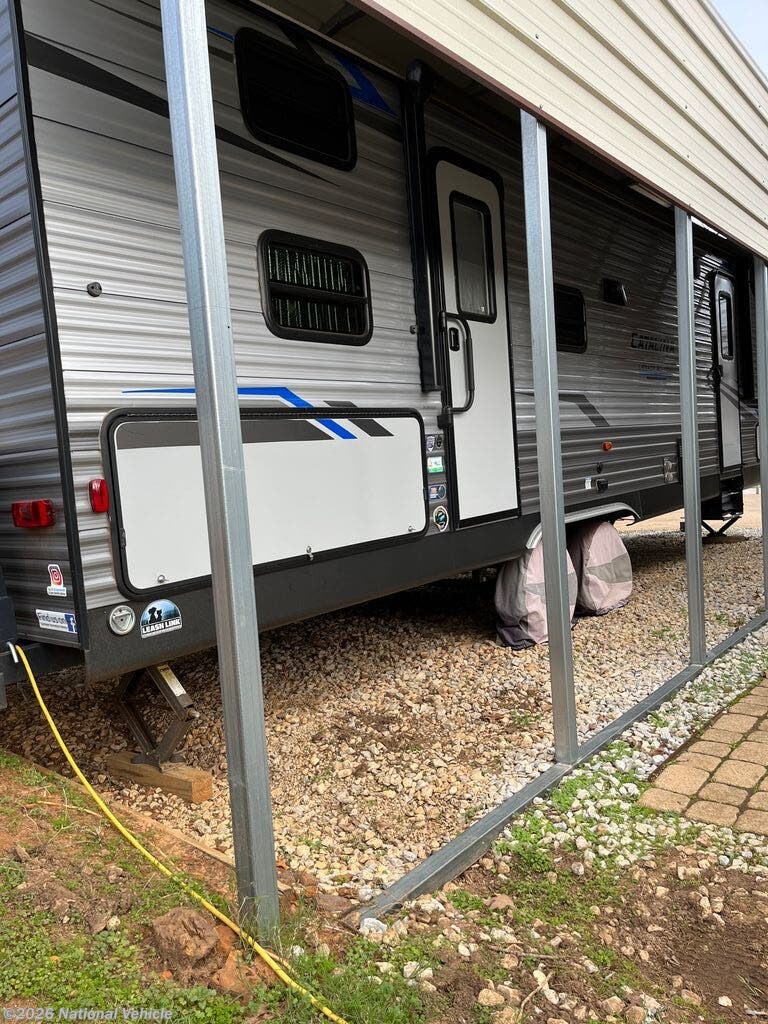 Used 2021 Coachmen Catalina Legacy 263BHSCK available in Lindale, Texas