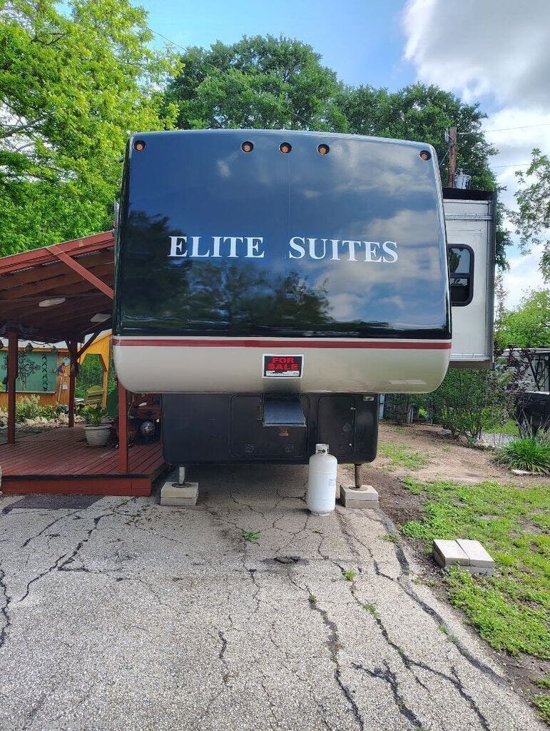 Used 2012 DRV Mobile Suites 38RSSB3 available in Georgetown, Texas
