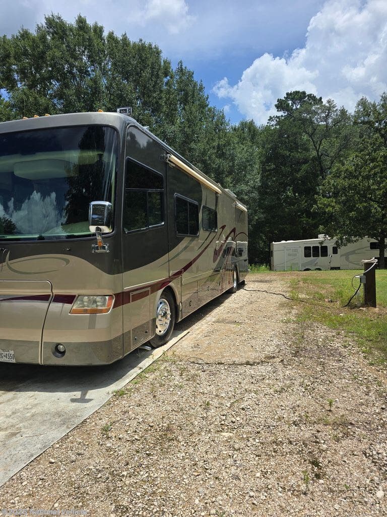 Used 2006 Tiffin Phaeton 40RH available in Magnolia, Texas