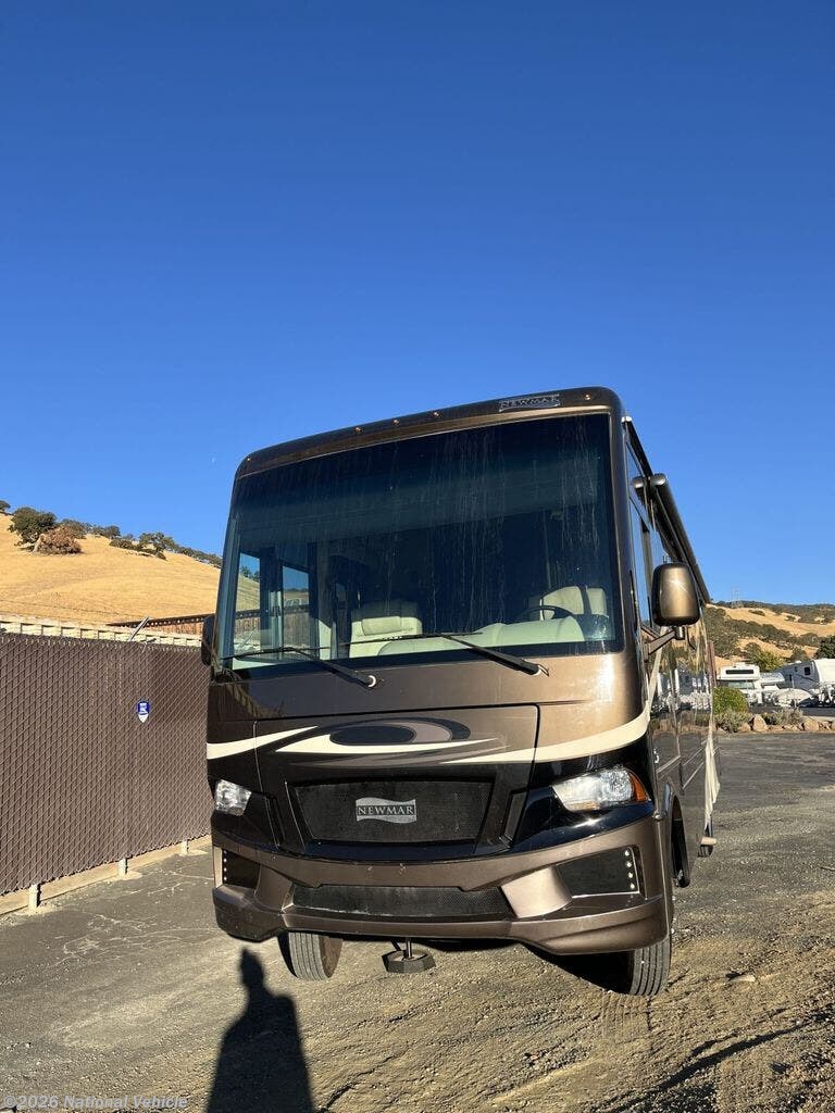 Used 2018 Newmar Bay Star 3124 available in Concord, California