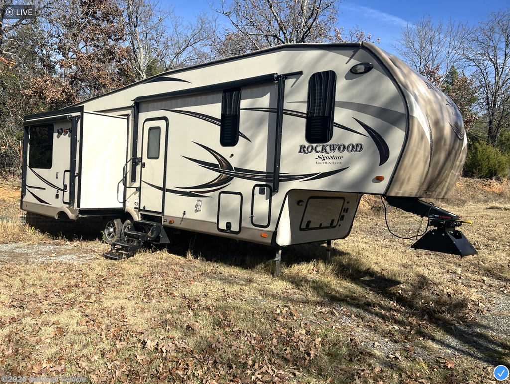 Used 2017 Forest River Rockwood Signature Ultra Lite 8299BS available in Cameron, Oklahoma