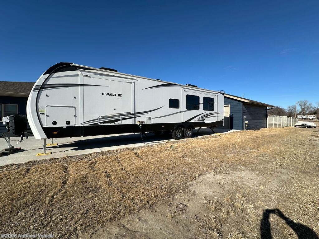Used 2022 Jayco Eagle 332CBOK available in Huron, South Dakota