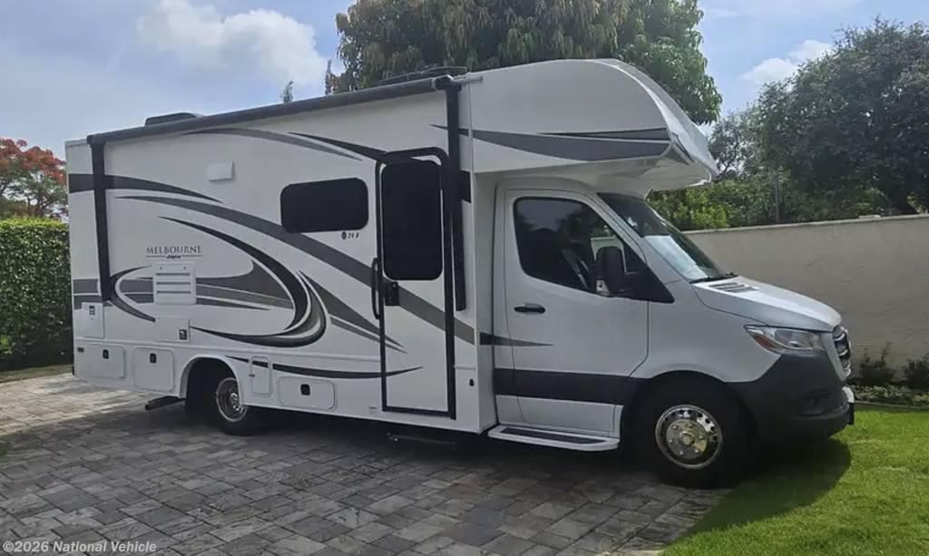 Used 2022 Jayco Melbourne 24R available in Delray Beach, Florida