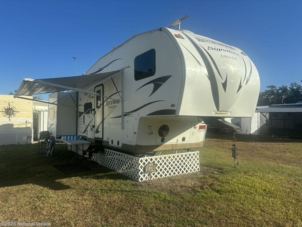 Used 2013 Forest River Rockwood Signature Ultra Lite 8281WS available in Zephyrhills, Florida