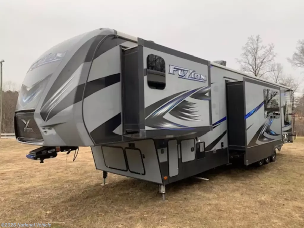 Used 2018 Keystone Fuzion 414 available in Port St. Lucie, Florida