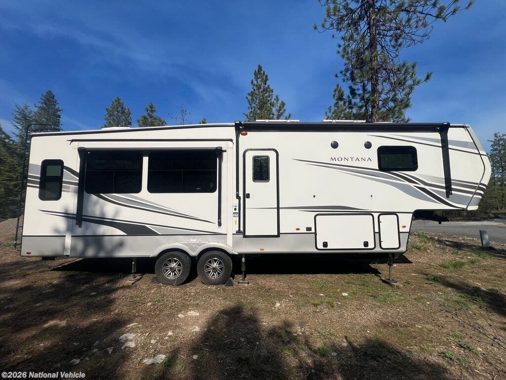 Used 2024 Keystone Montana 3123RL available in Coeur Dalene, Idaho