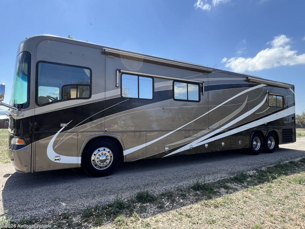 Used 2007 Country Coach Allure 470 Siskiyou Summit available in Boerne, Texas