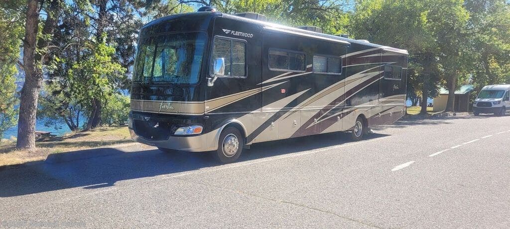 Used 2010 Fleetwood Fiesta 34B available in Oroville, Washington