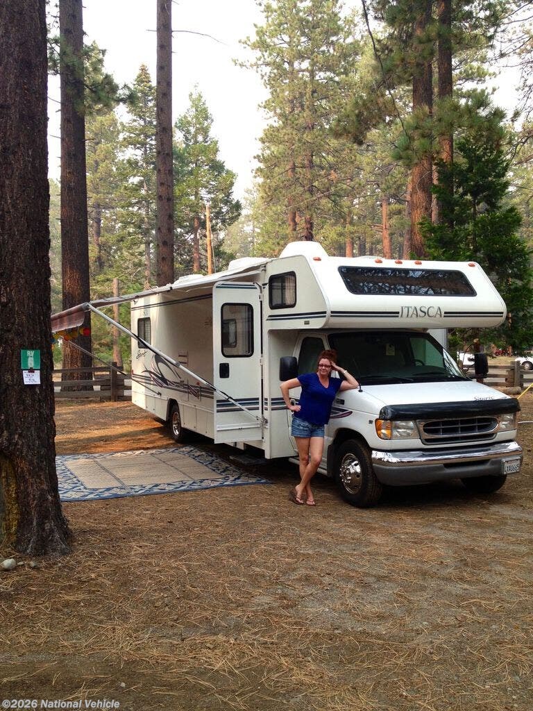 Used 2002 Itasca Spirit 31T available in Long Beach, California