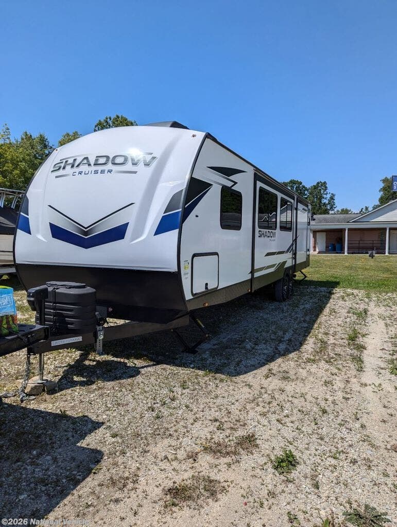 Used 2024 Cruiser RV Shadow Cruiser 325BHS available in Peninsula, Ohio