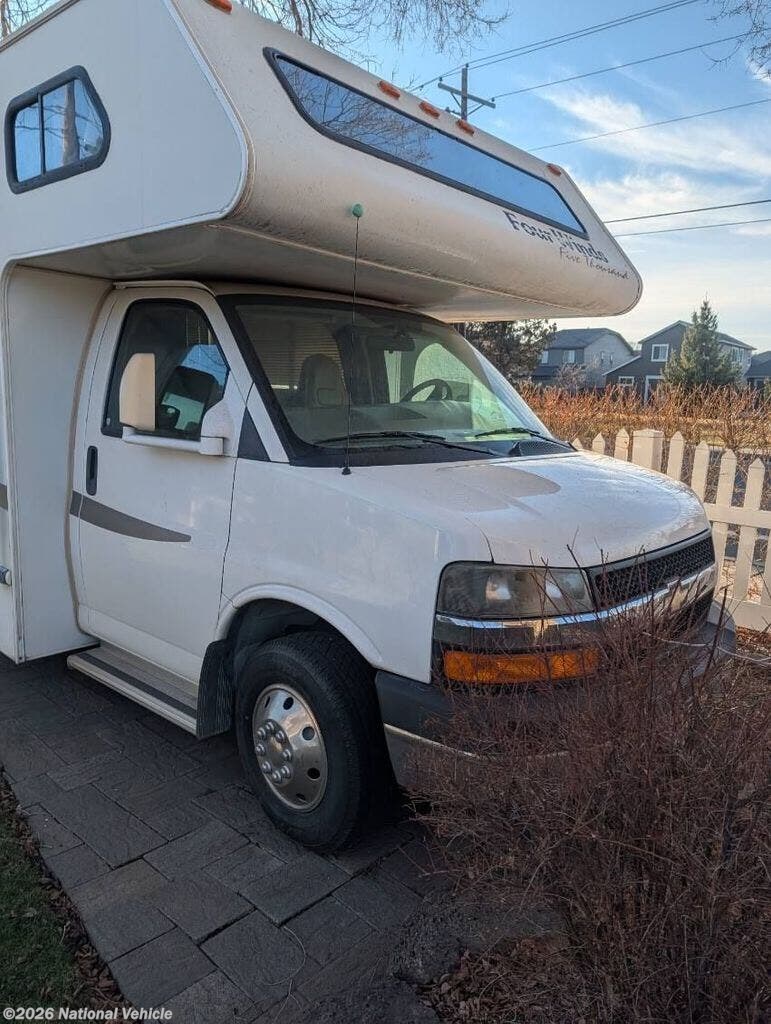 Used 2004 Four Winds  Chateau Sport 21RB available in Ocala, Florida