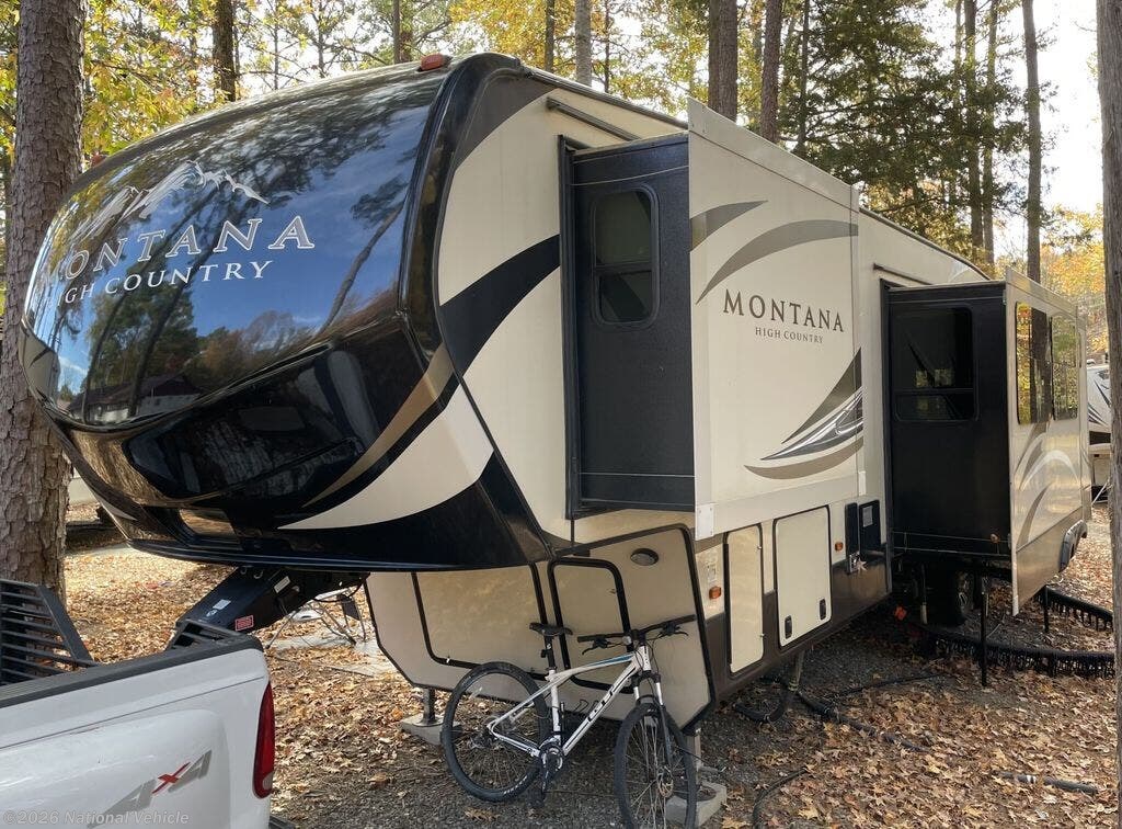 Used 2018 Keystone Montana High Country 362RD available in Cheyenne, Wyoming
