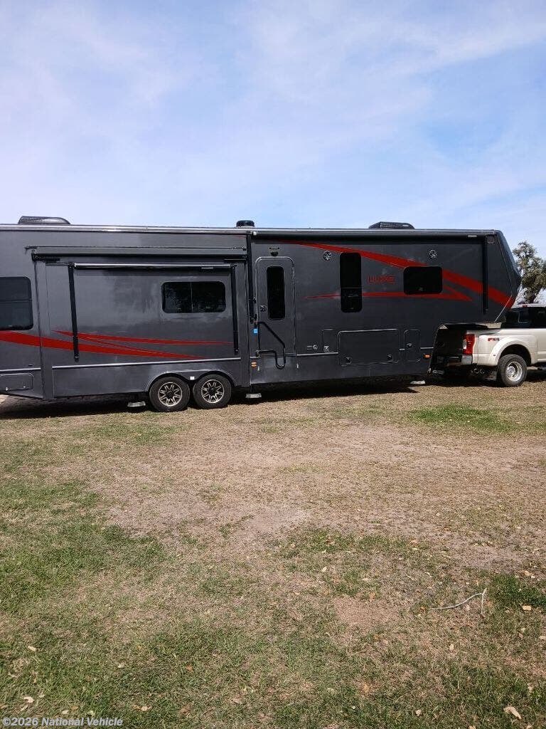 Used 2021 Luxe Gold 35GRS available in Victoria, Texas