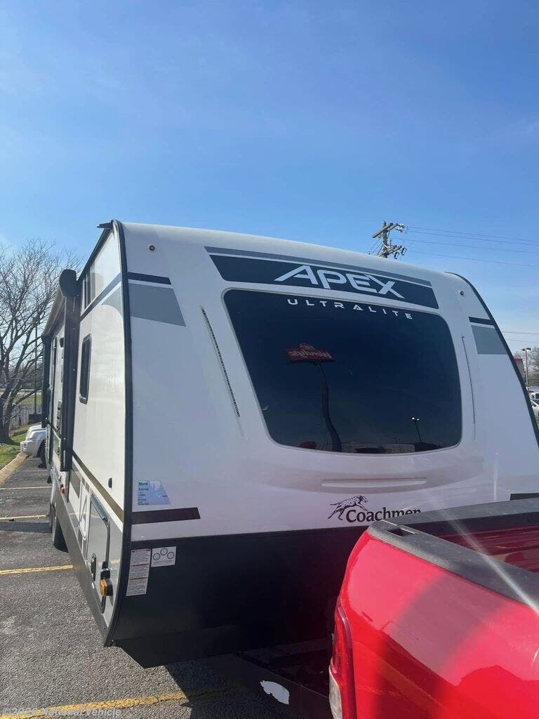 Used 2021 Coachmen Apex Ultra-Lite 265RBSS available in Murfreesboro, Tennessee