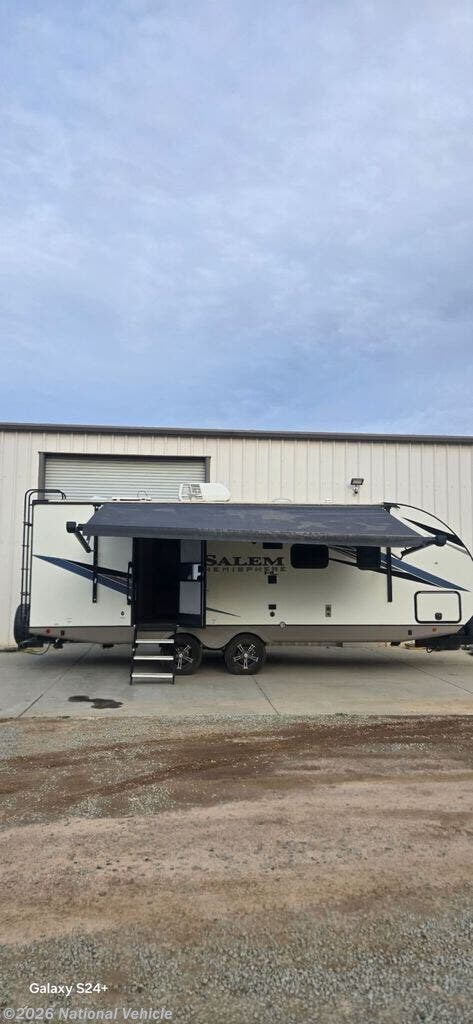 Used 2022 Forest River Salem Hemisphere HL 22RBHL available in Nuevo, California