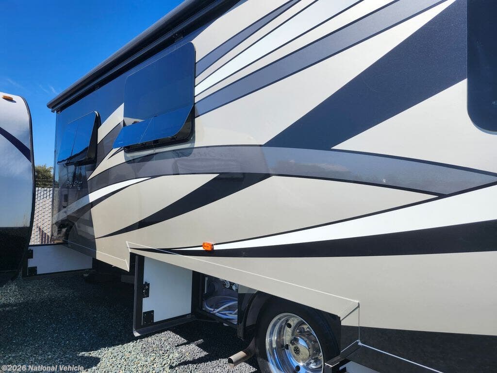 Used 2016 Newmar Bay Star 3124 available in Sparks, Nevada