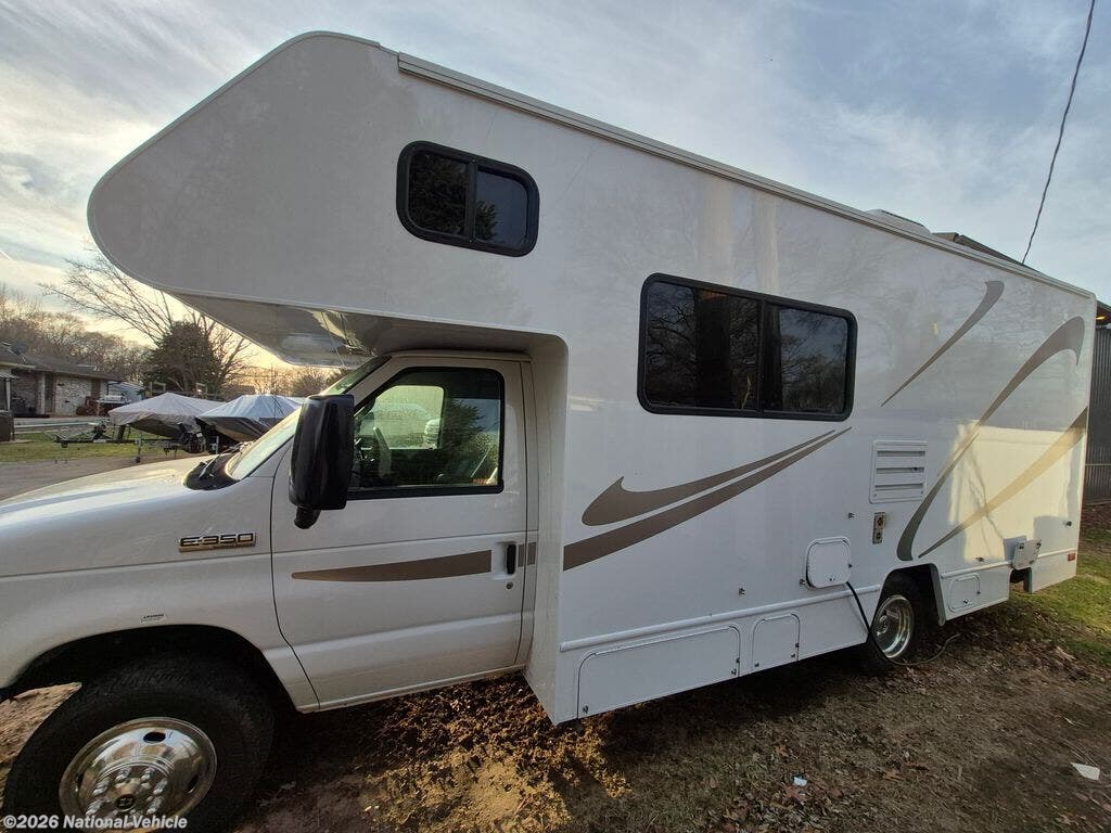 Used 2021 Winnebago Minnie Winnie 325AR available in Morris, Illinois
