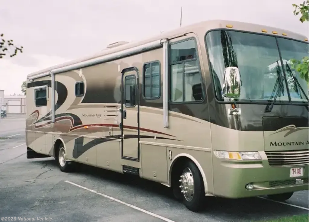 Used 2004 Newmar Mountain Aire 3651 available in Madison, Alabama