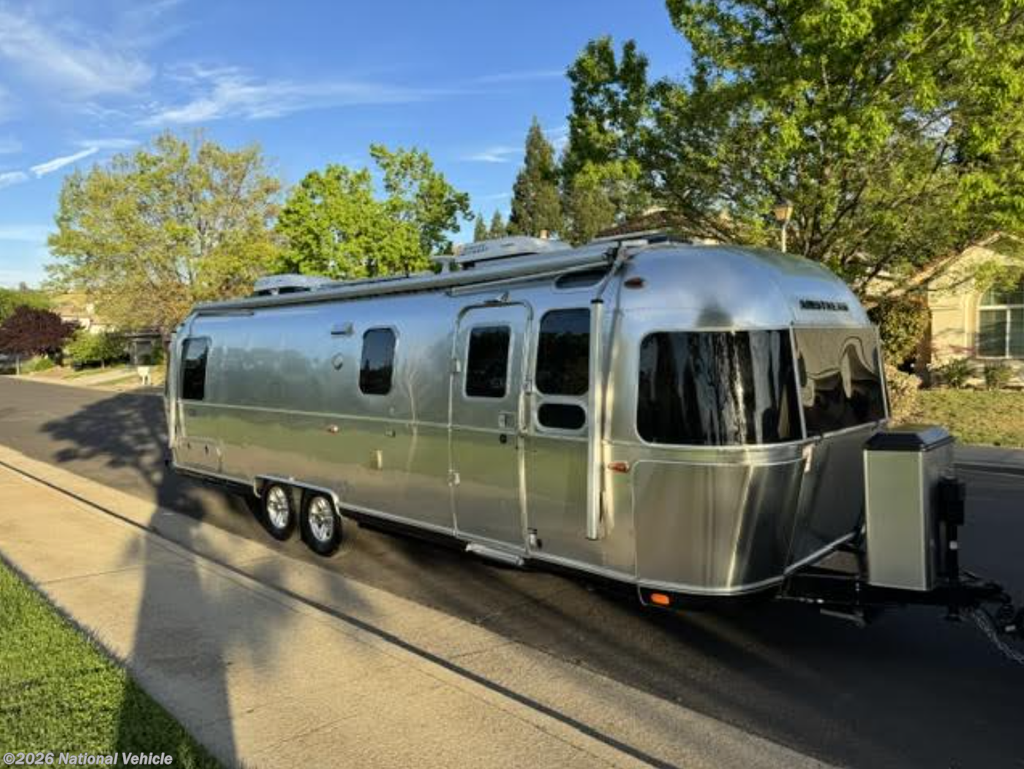Used 2021 Airstream Classic 30RB Twin available in Rocklin, California