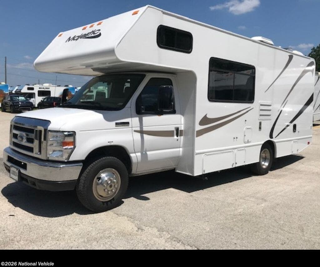 Used 2018 Thor Motor Coach Majestic 23A available in Hampton, New Hampshire