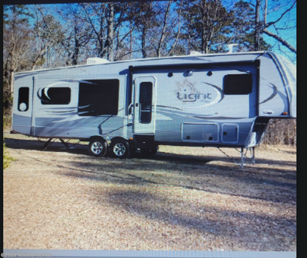 Used 2015 Open Range Light 319RLS available in Locust, North Carolina