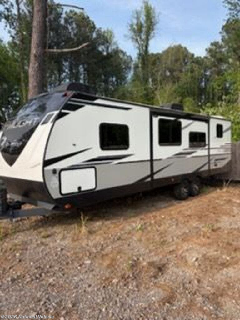 Used 2022 Cruiser RV Twilight Signature 2800 available in Decatur, Alabama