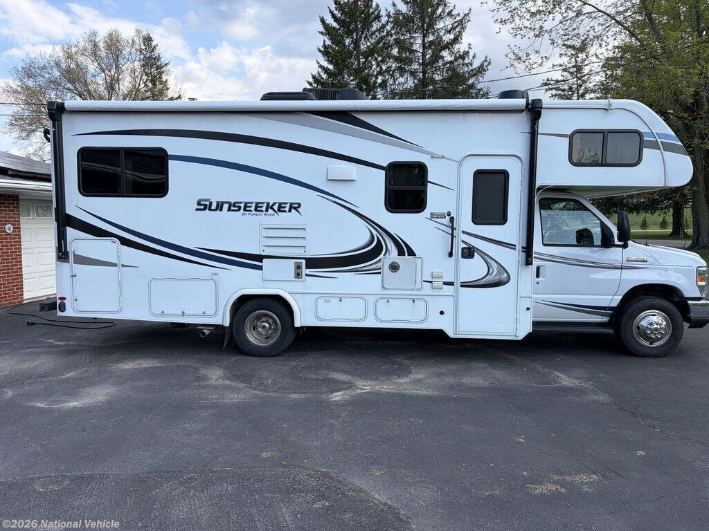 Used 2020 Forest River Sunseeker 2500TS available in Ottawa Lake, Michigan