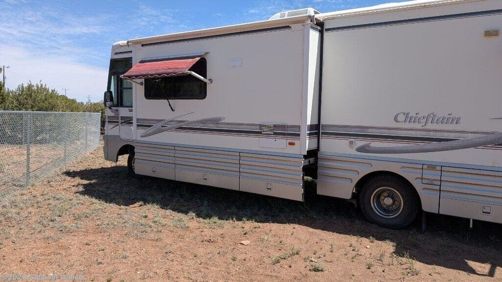 Used 1998 Winnebago Chieftain 33W available in Show Low, Arizona