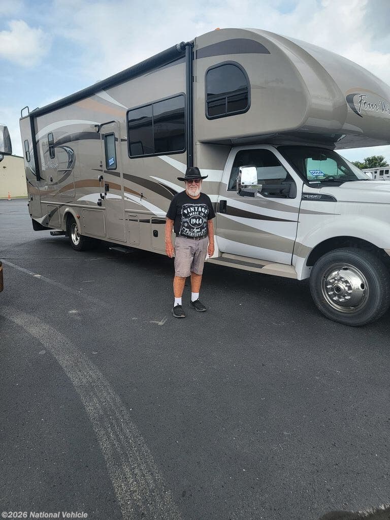 Used 2014 Thor Motor Coach Four Winds 33SW available in Depew, Oklahoma