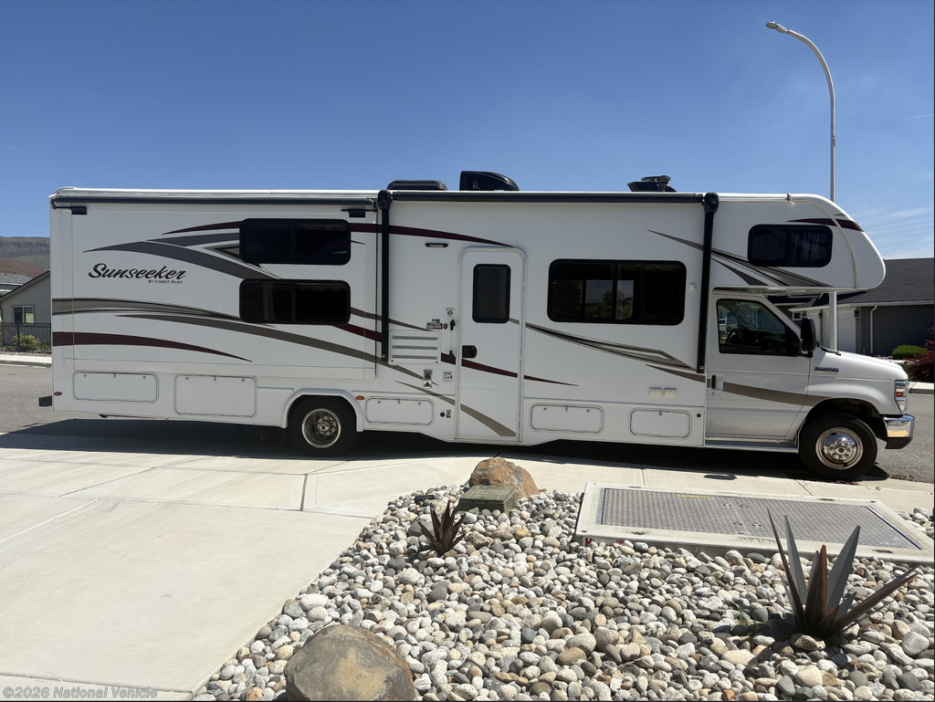 Used 2017 Forest River Sunseeker 3170DS available in East Wenatchee, Washington